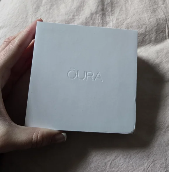 Oura Gen 4 Silver Smart Ring Size 6 - Picture 2 of 5